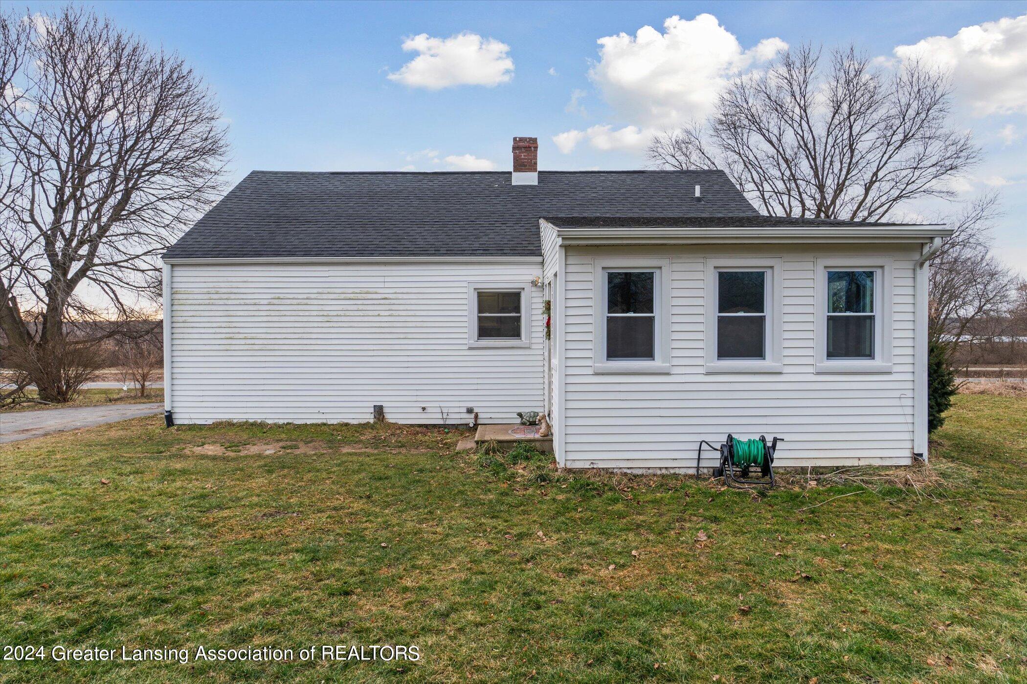 9300 McBride Road Ovid, MI 48866 - Photo 29 of 32 29-9300-McBride-Rd-Ovid-MI-48866-WindowS