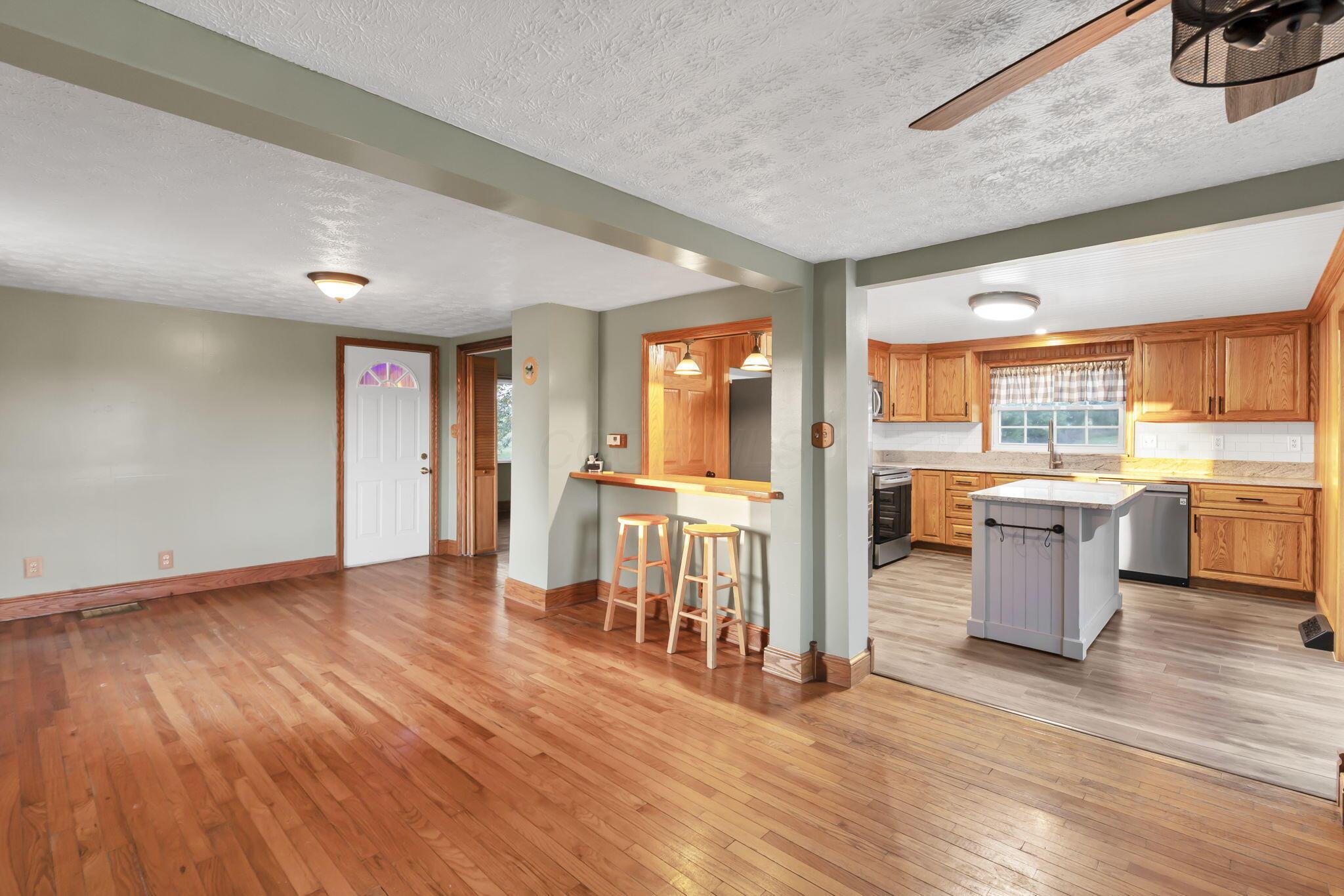 6575 Heigle Road Southwest Amanda, OH 43102 - Photo 12 of 68 Living Room/Kitchen Open Concept