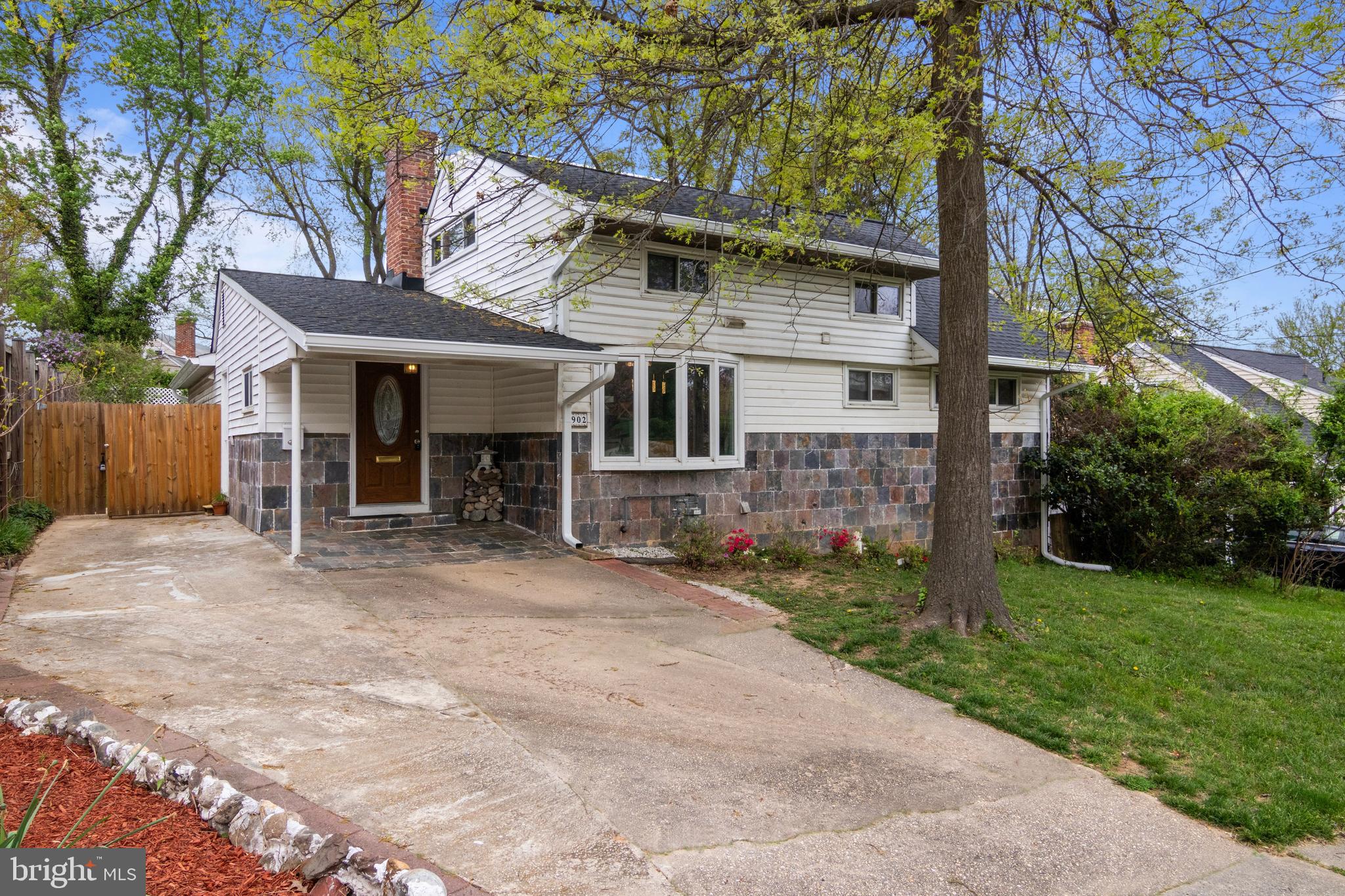 902 Brice Road Rockville, MD 20852 - Photo 2 of 47 Gallery Image 2