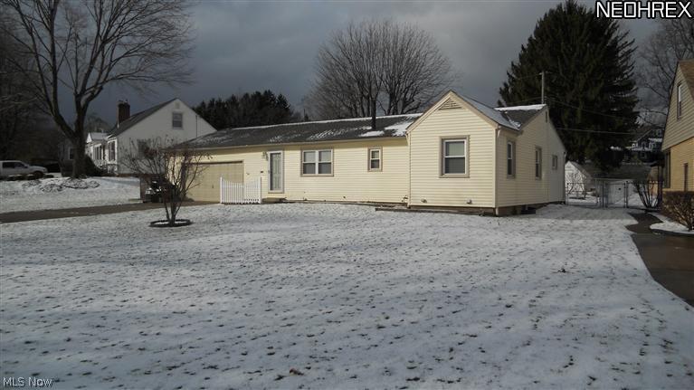 1803 Lake Heights Road Northwest Canton, OH 44708 - Photo 14 of 15 Gallery Image 14