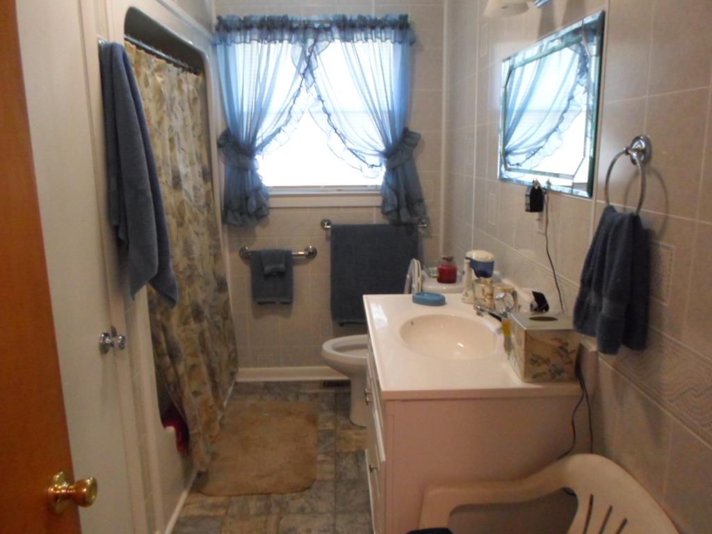 242 Old Chestnut Ridge Road Petersburg, TN 37144 - Photo 5 of 16 Gallery Image 5