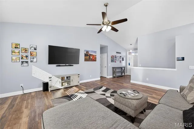 $489,000 | 4562 Briargate Drive, St. Charles, MO 63304