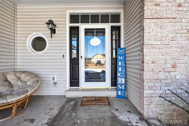 $489,000 | 4562 Briargate Drive, St. Charles, MO 63304