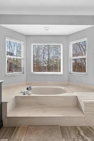 $489,000 | 4562 Briargate Drive, St. Charles, MO 63304