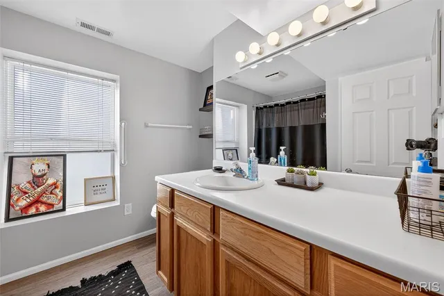 $489,000 | 4562 Briargate Drive, St. Charles, MO 63304