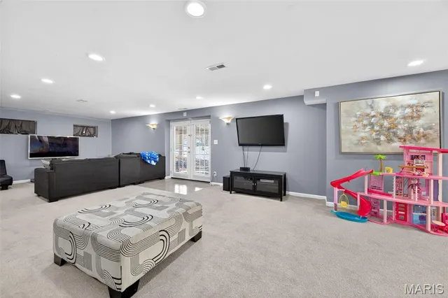 $489,000 | 4562 Briargate Drive, St. Charles, MO 63304