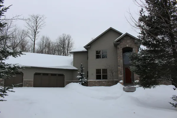 $975,000 | 4391 Grouse Ridge Drive, Hermantown, MN 55811