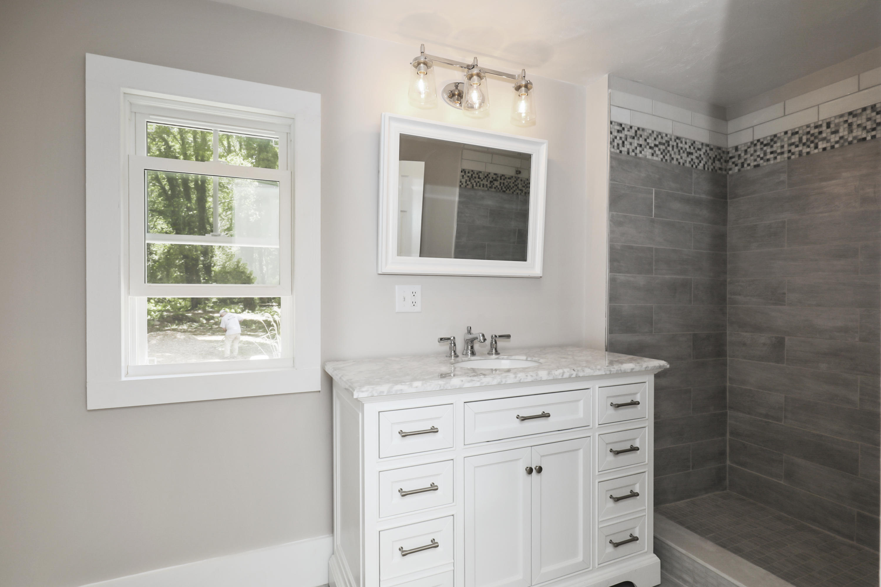 289 Old Main Road North Falmouth, MA 02556 - Photo 17 of 39 015-photo-bathroom-9266212