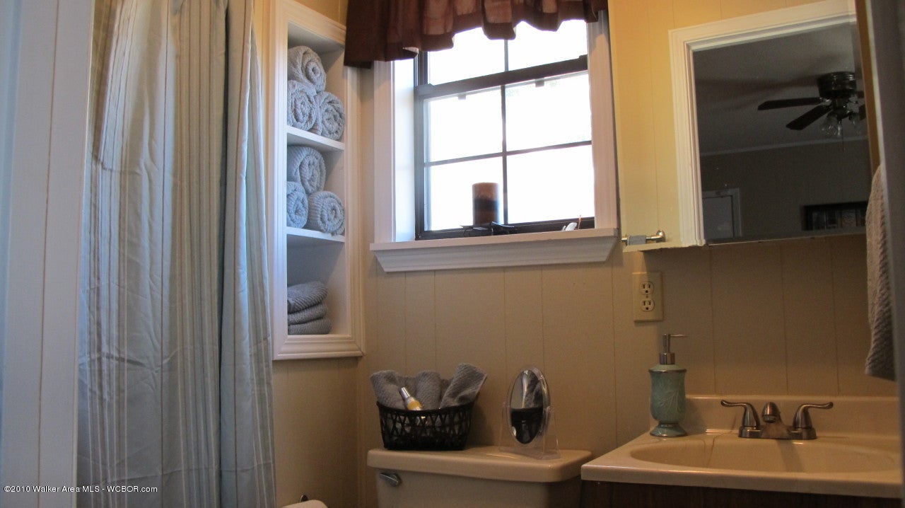 1690 Drummond Road Jasper, AL 35504 - Photo 21 of 29 Gallery Image 21