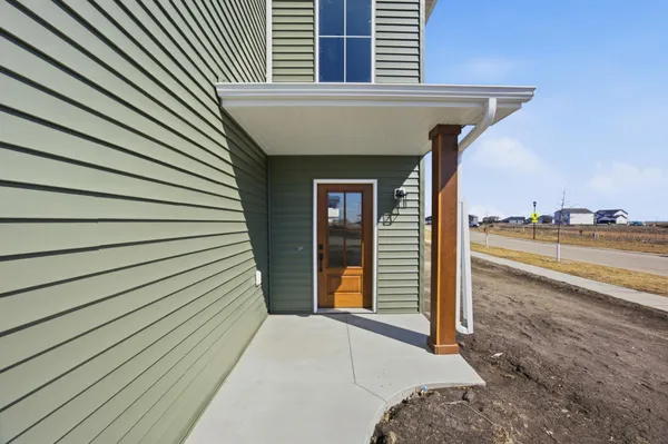 $327,750 | 6209 86th Avenue South, Horace, ND 58047