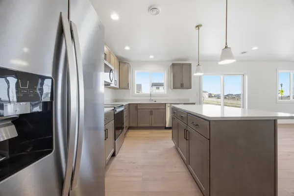 $327,750 | 6209 86th Avenue South, Horace, ND 58047