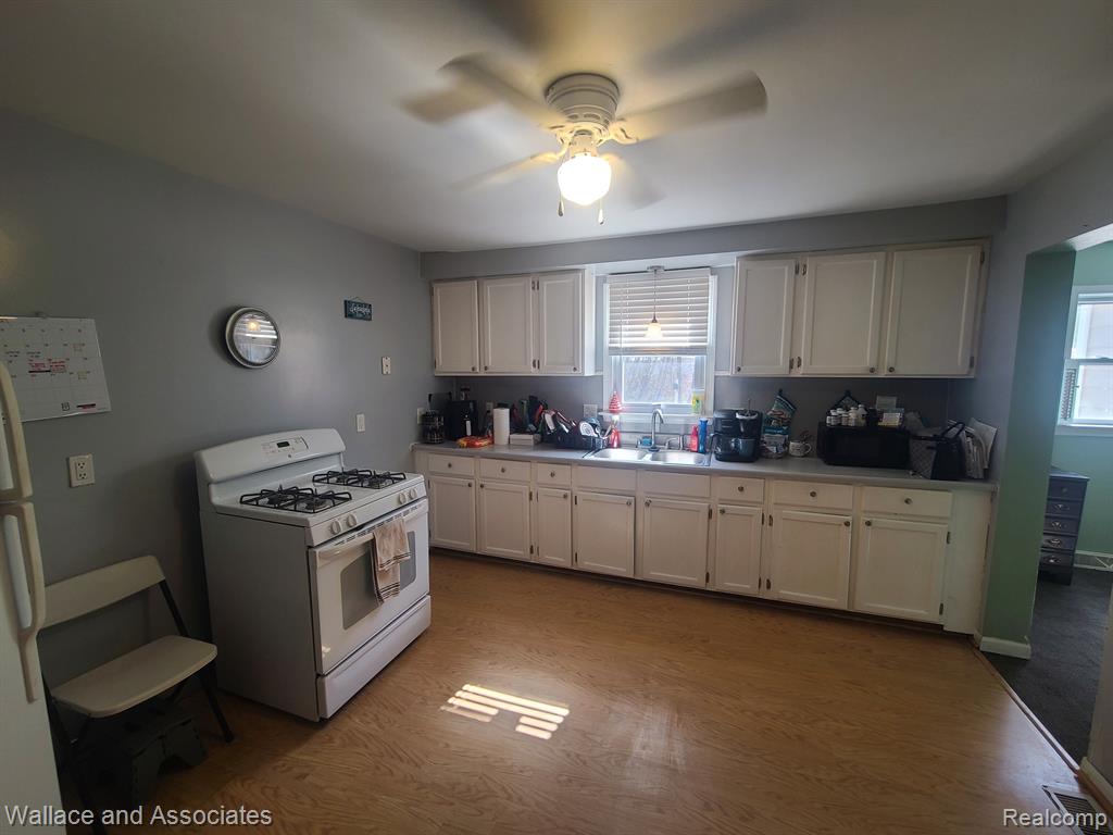 7175 Birchcrest Road Lexington, MI 48450 - Photo 10 of 17