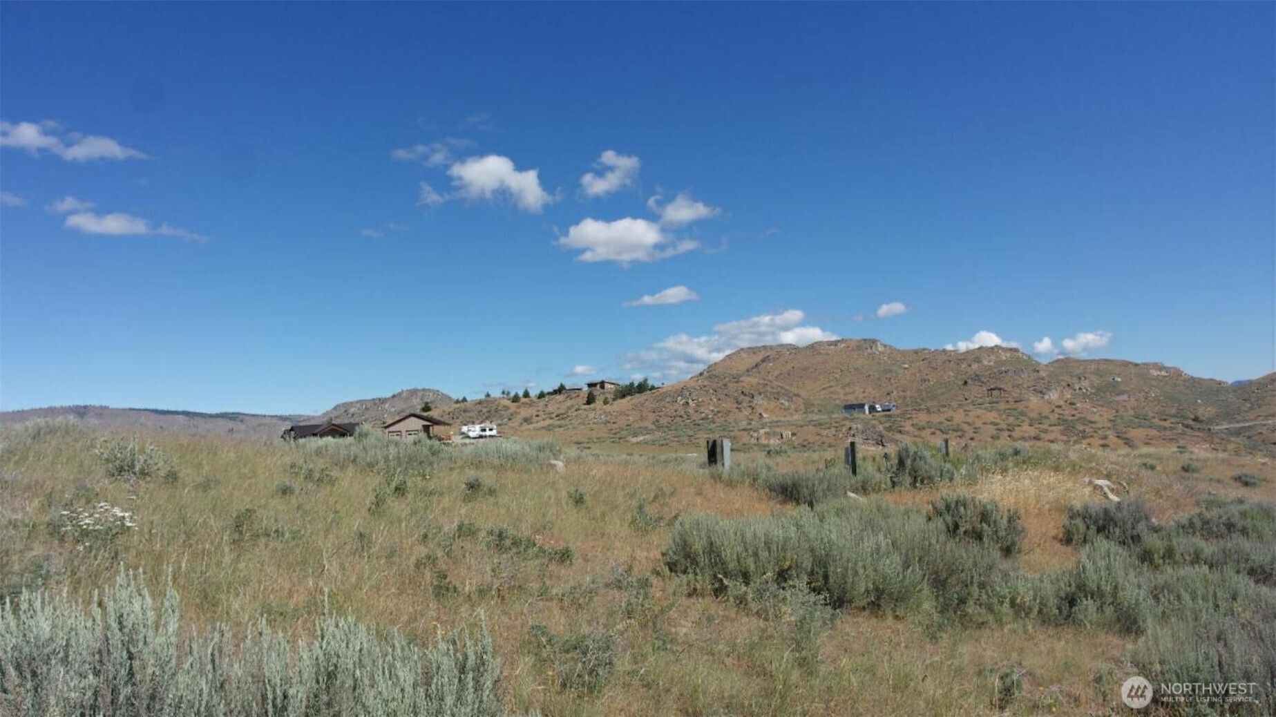 446 Plata Road Brewster, WA 98812 - Photo 15 of 32 a view of a mountain