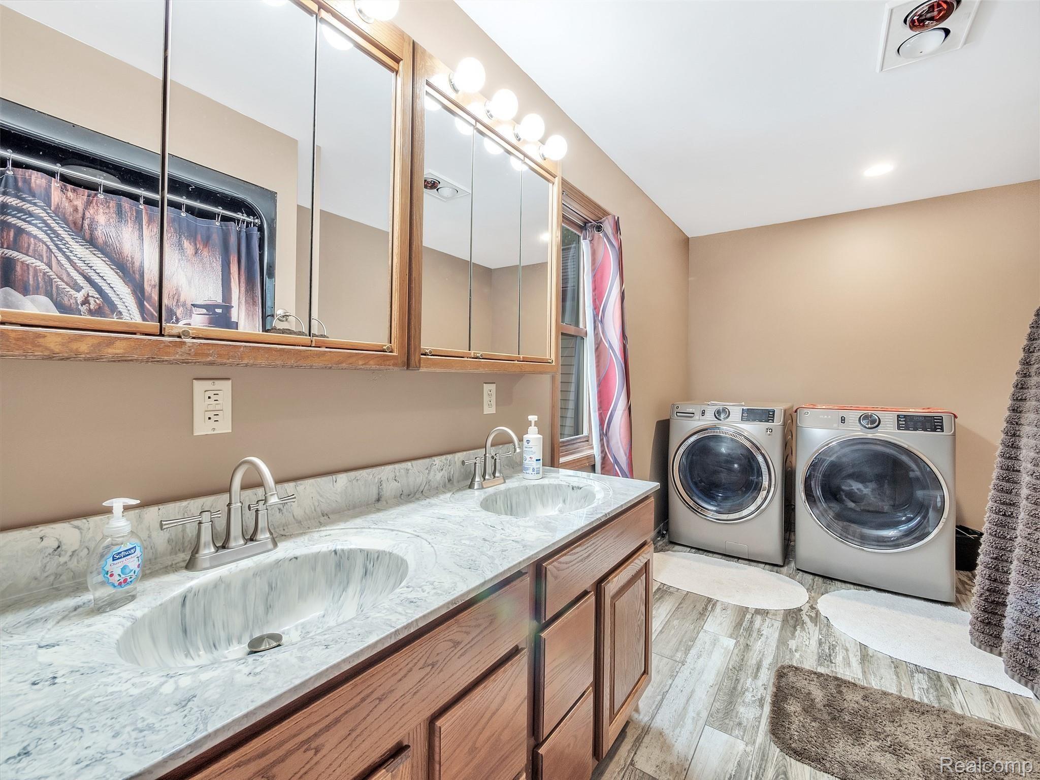 142 Gray Road Lapeer, MI 48446 - Photo 5 of 22 20-142 Gray-Windowstill Real Estate Photography-20.jpg