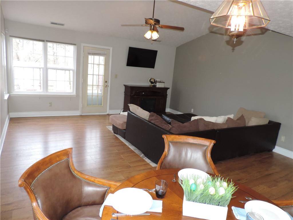 7729 Wind Run Circle Indianapolis, IN 46256 - Photo 7 of 20