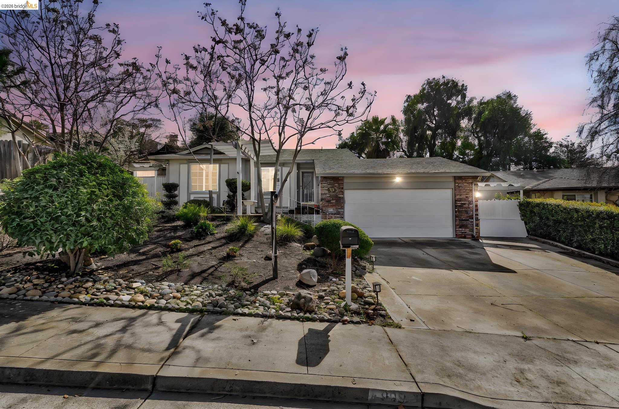 909 Halite Way Antioch, CA 94509 - Photo 1 of 52 a front view of a house with garden