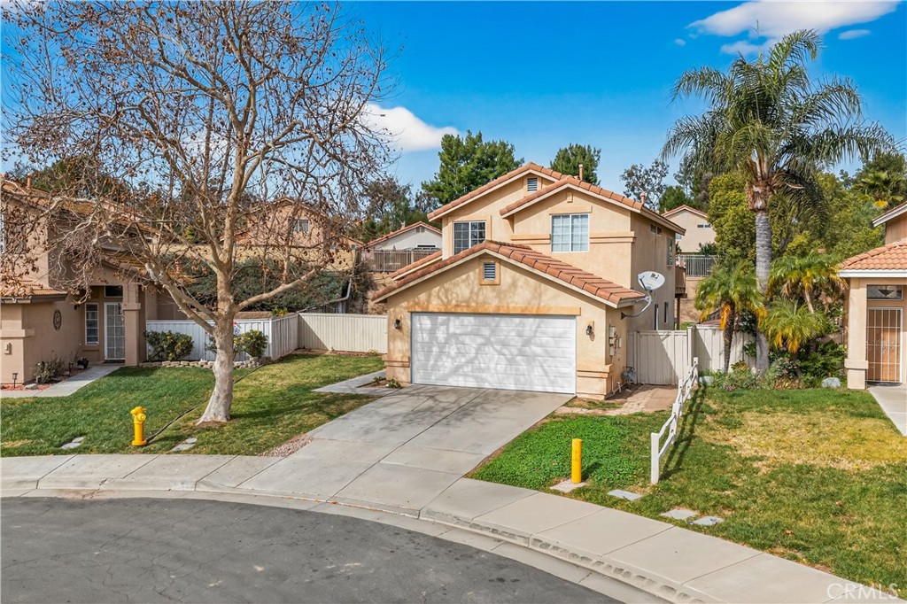 43425 Corte Logrono Temecula, CA 92592 - Photo 48 of 49 a front view of a house with garden