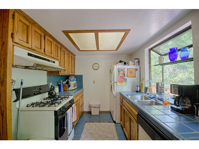 290 Glengarry Road Felton, CA 95018 - Photo 5 of 13 Gallery Image 5