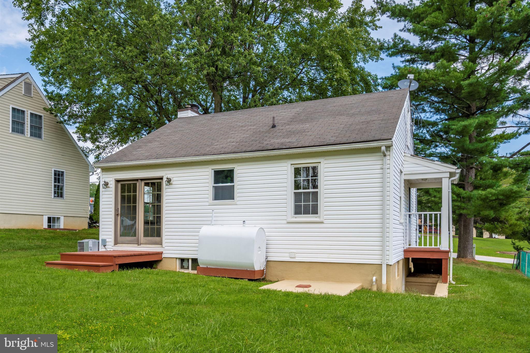 16957 Frederick Road Mount Airy, MD 21771 - Photo 41 of 64 Gallery Image 41
