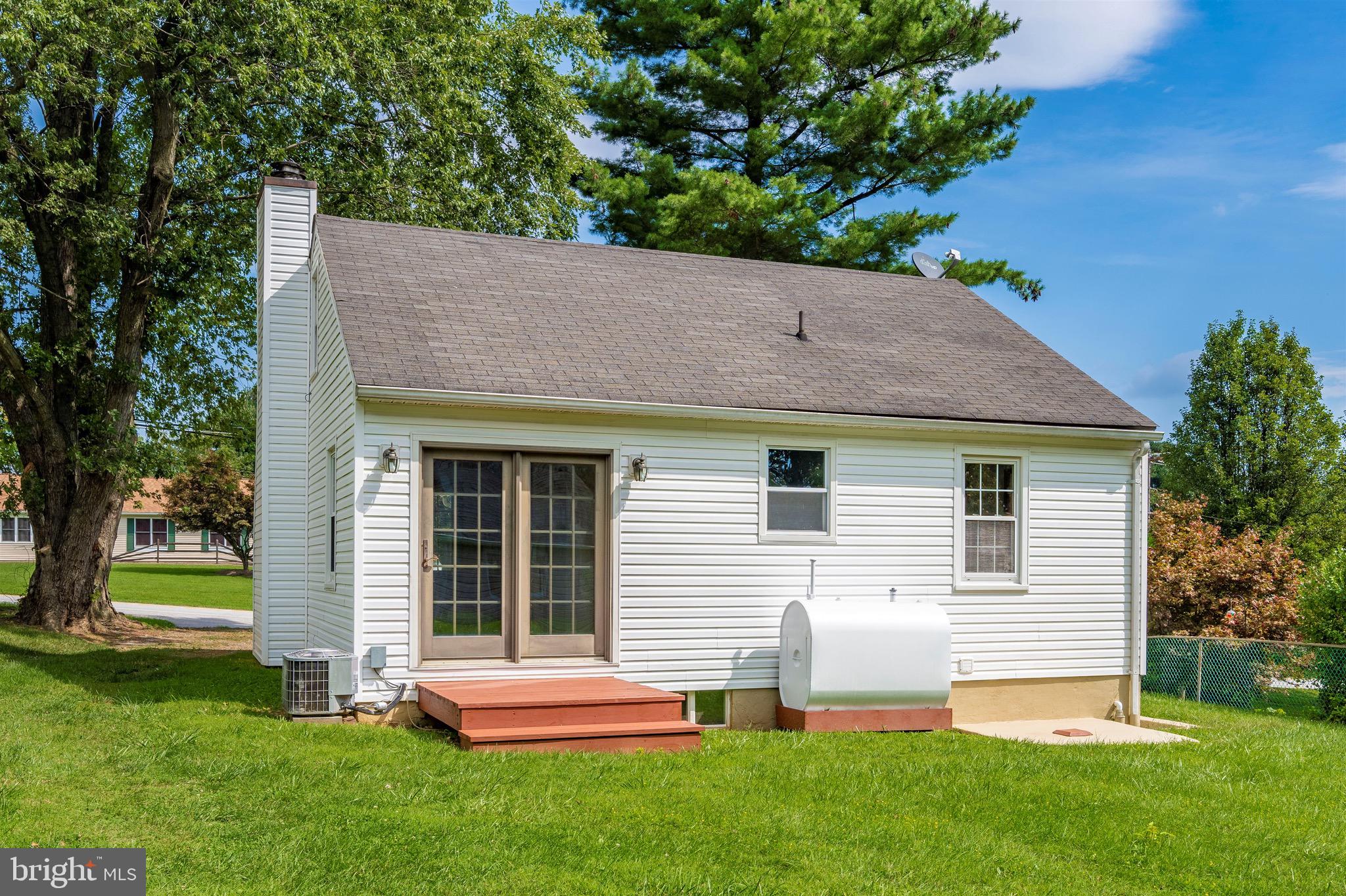 16957 Frederick Road Mount Airy, MD 21771 - Photo 42 of 64 Gallery Image 42