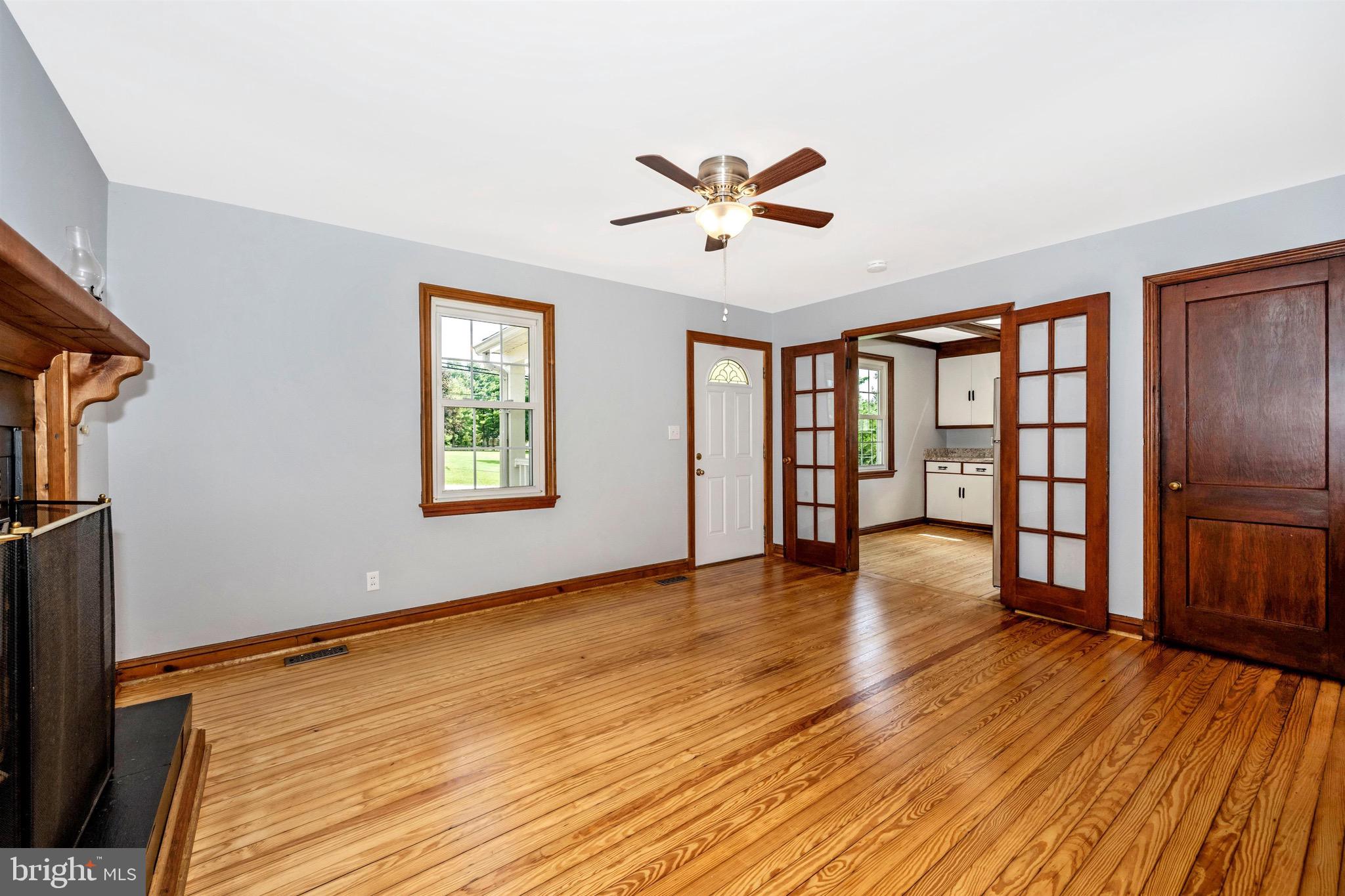 16957 Frederick Road Mount Airy, MD 21771 - Photo 7 of 64 Gallery Image 7
