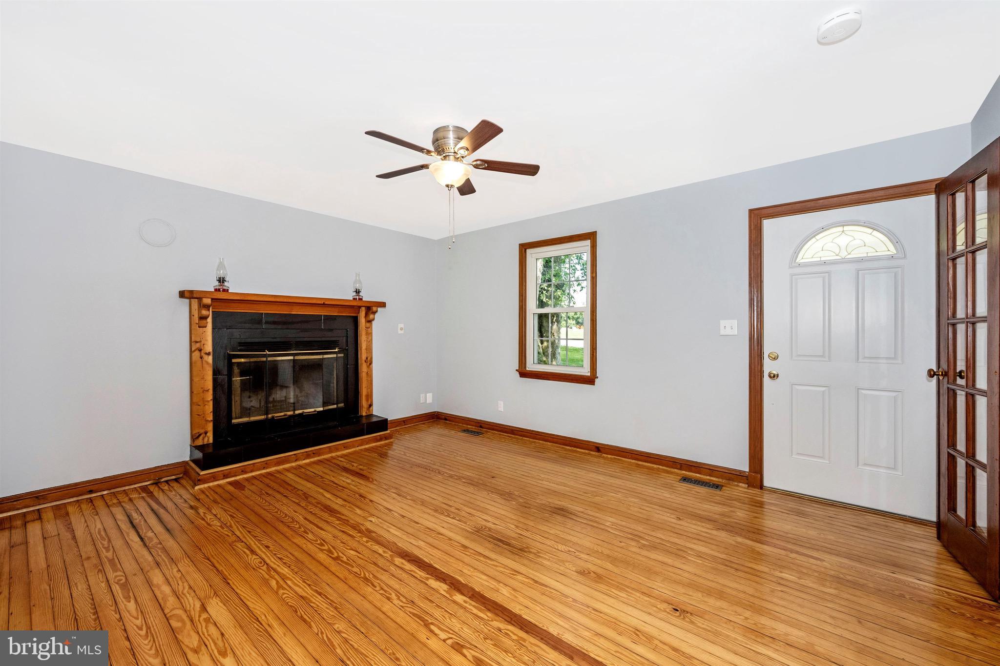 16957 Frederick Road Mount Airy, MD 21771 - Photo 8 of 64 Gallery Image 8