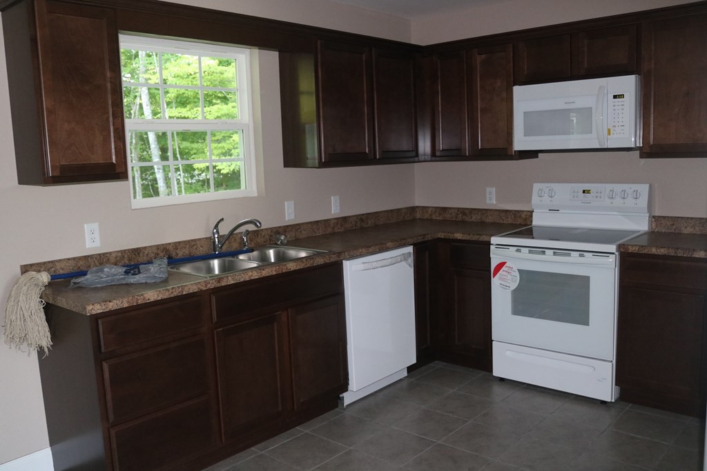 538 Shellbark Road Newport, TN 37821 - Photo 3 of 14