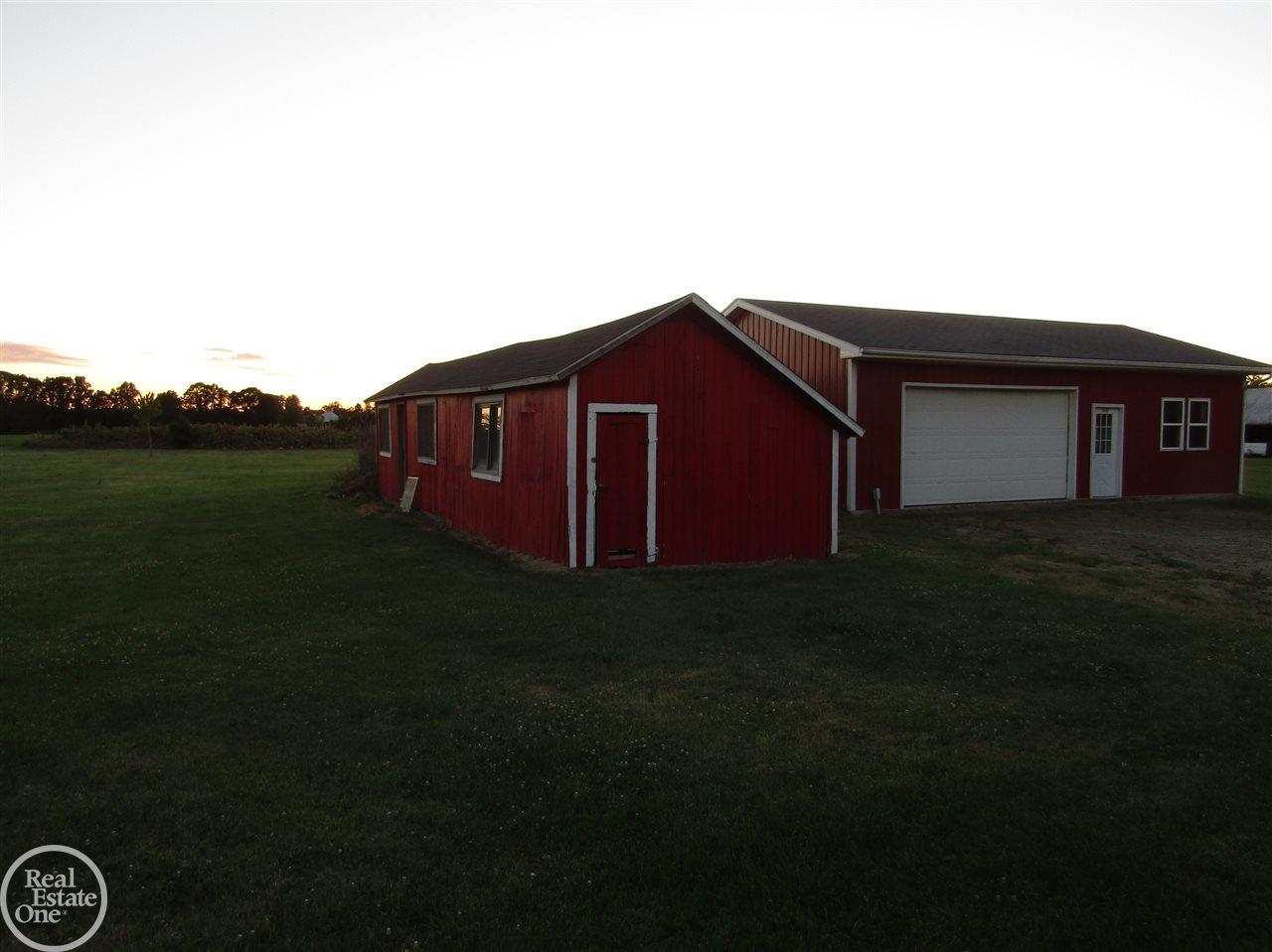 78141 Romeo Plank Road Armada, MI 48005 - Photo 20 of 55 31295223-19.JPG