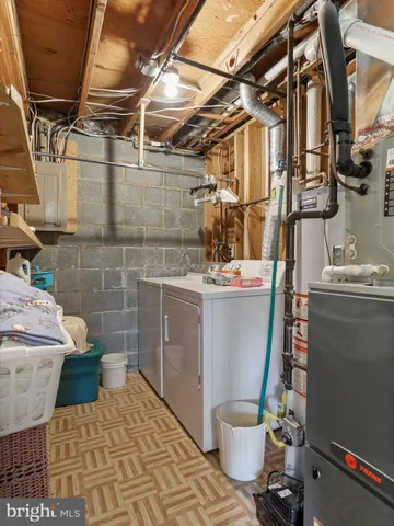 a house view with a backyard space