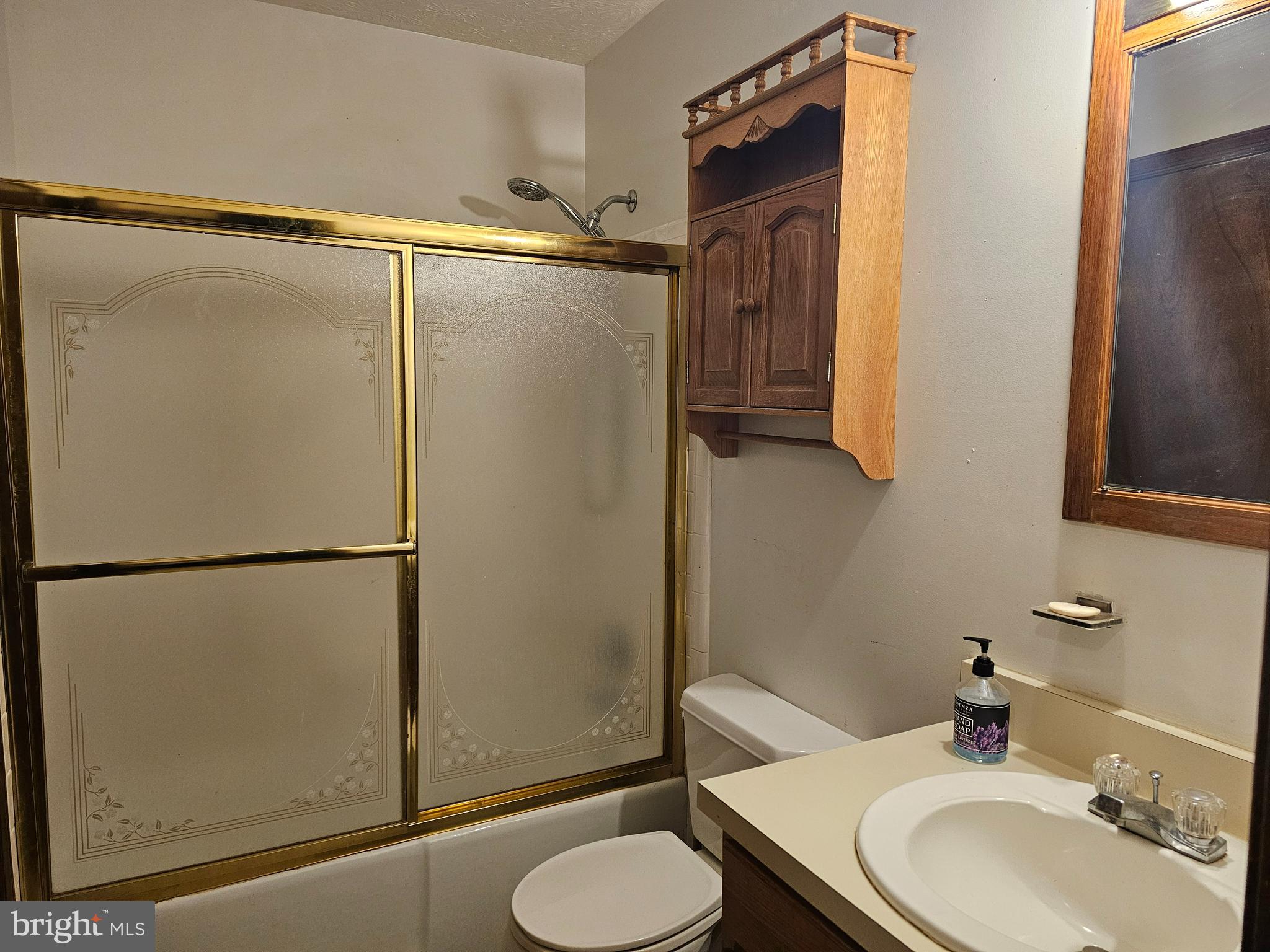 44792 Locust Ridge Court California, MD 20619 - Photo 10 of 16 Bathroom 1
