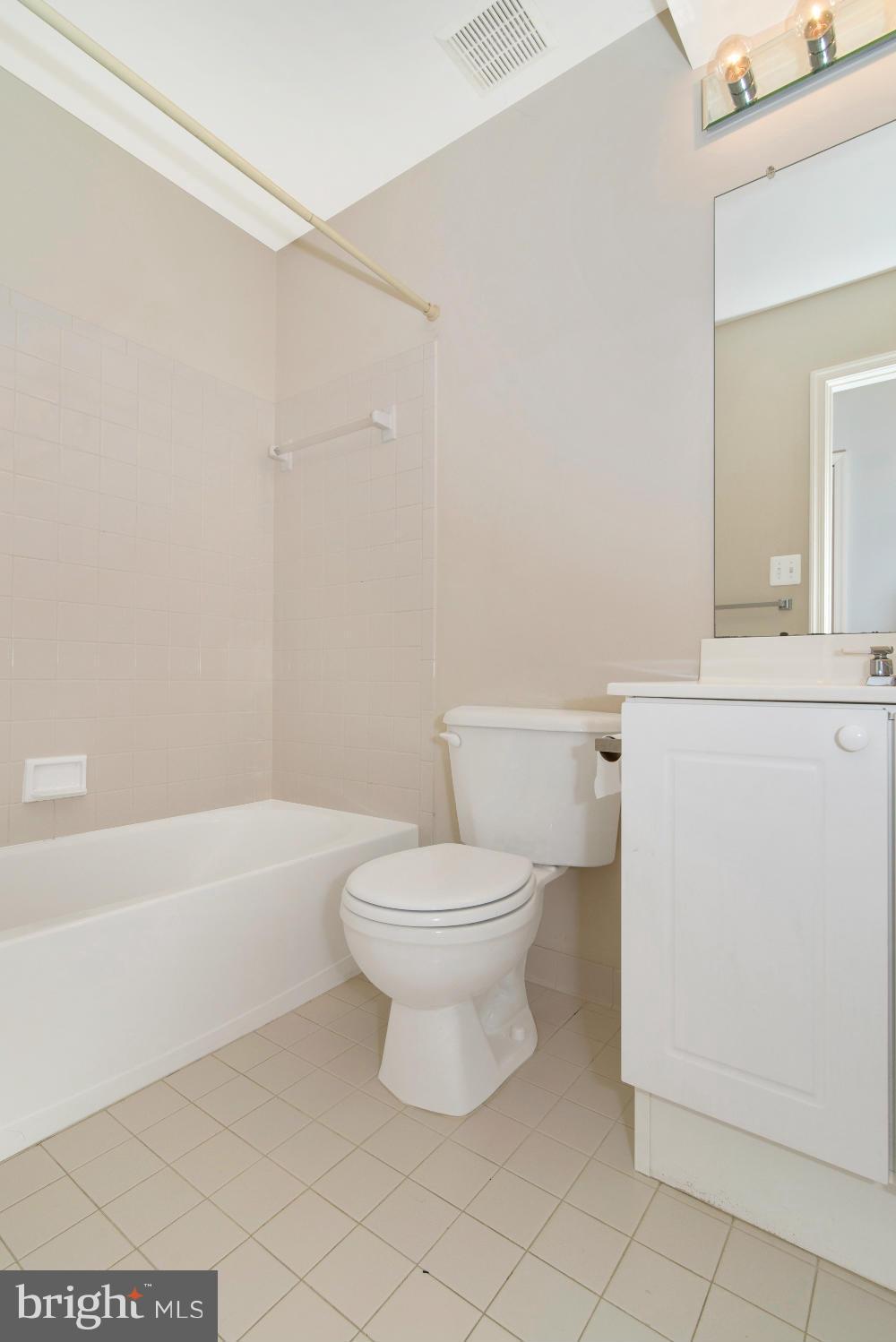 2418 Rippling Brook Road Frederick, MD 21701 - Photo 23 of 30 Upper level Hall Bath