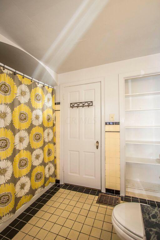211 North Cassingham Road Columbus, OH 43209 - Photo 17 of 29 Gallery Image 17