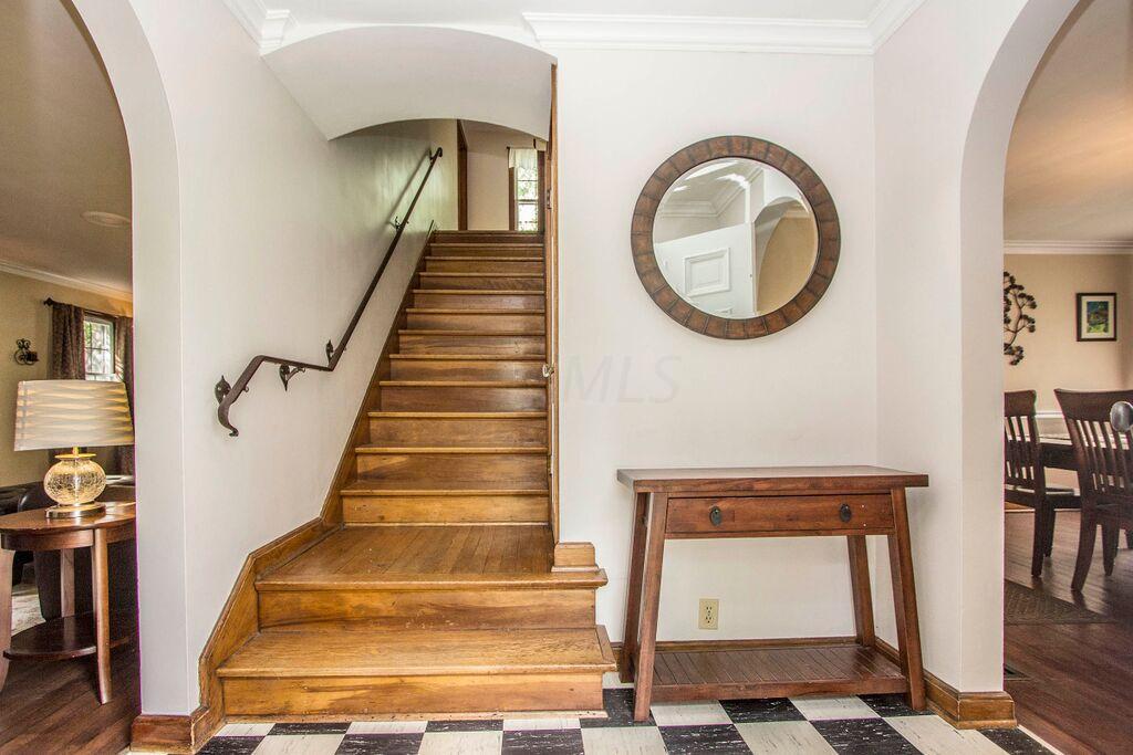 211 North Cassingham Road Columbus, OH 43209 - Photo 3 of 29 Gallery Image 3