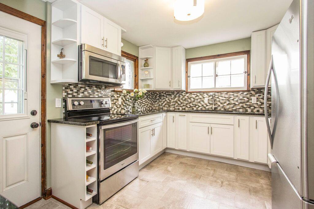 211 North Cassingham Road Columbus, OH 43209 - Photo 7 of 29 Gallery Image 7
