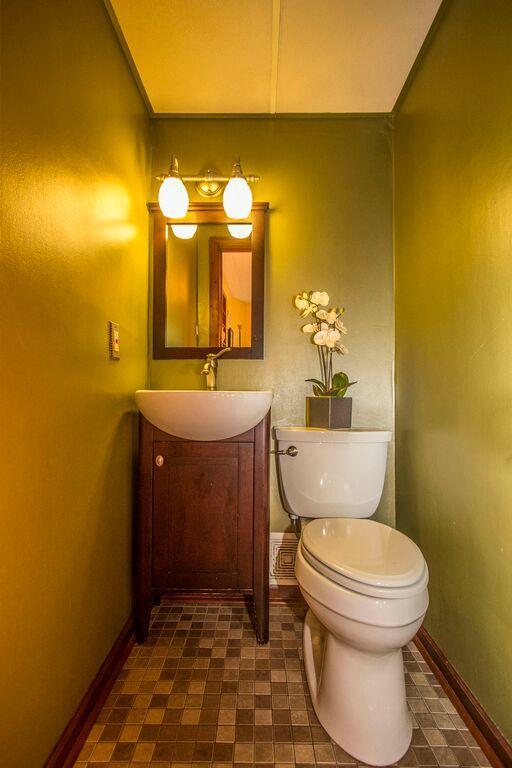 211 North Cassingham Road Columbus, OH 43209 - Photo 10 of 29 Gallery Image 10