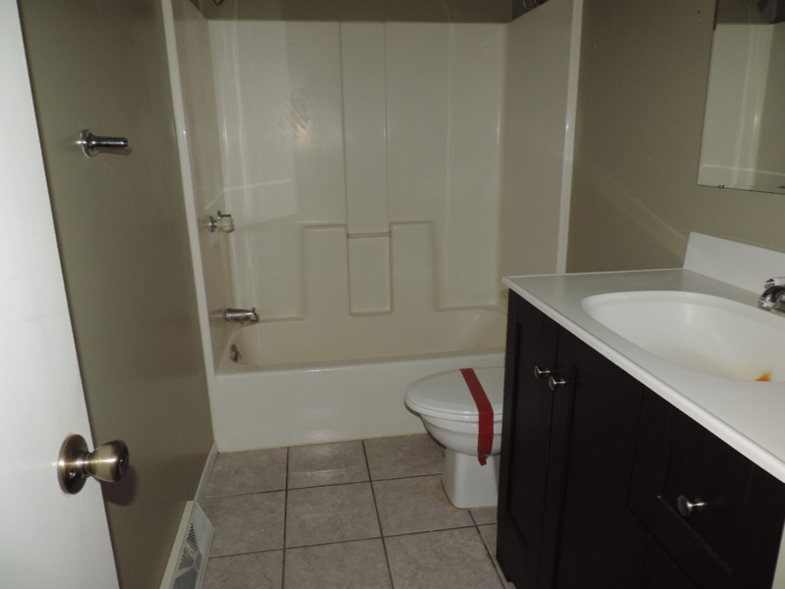5860 Clymer Road Coloma, MI 49038 - Photo 11 of 19 263-429365 - bath