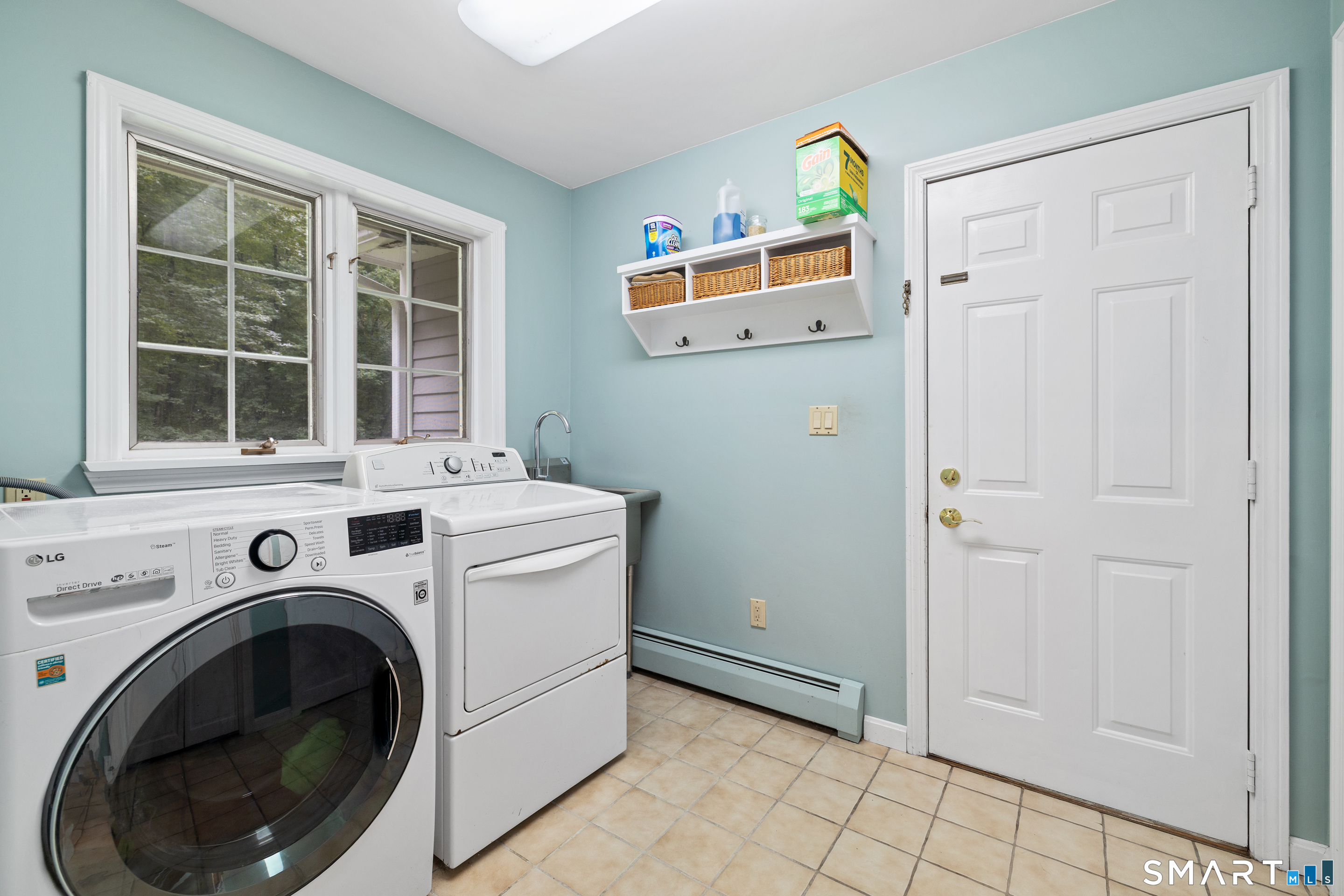 48 Miller Road Colchester, CT 06415 - Photo 26 of 40 good size mudroom with laundry