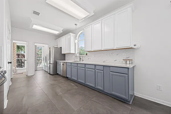 $489,900 | 7411 Stonesfield Place, Spring, TX 77389