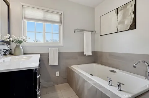 $975,000 | 1841 Fanwood Avenue, Long Beach, CA 90815