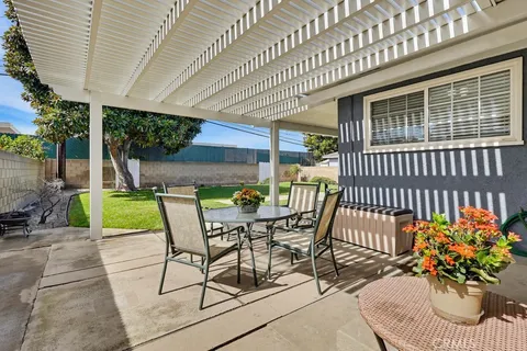 $975,000 | 1841 Fanwood Avenue, Long Beach, CA 90815