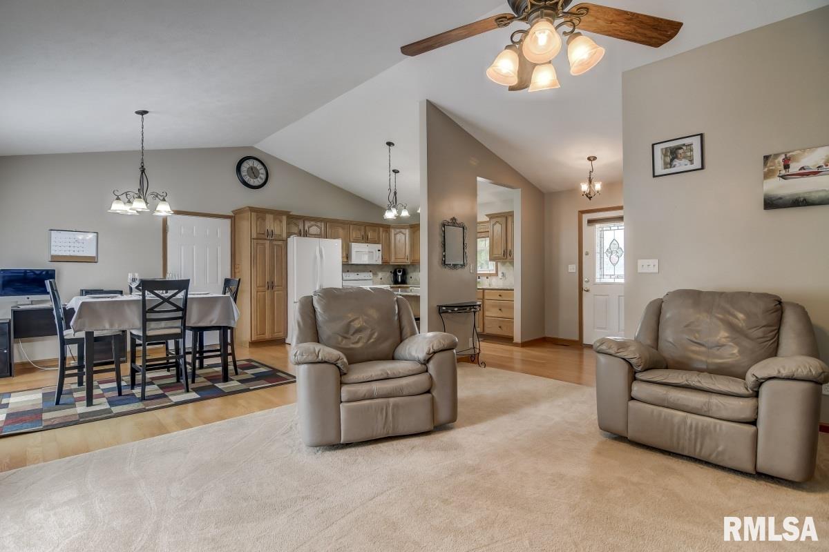 4214 South 2nd Street Springfield, IL 62703 - Photo 6 of 39 Gallery Image 6