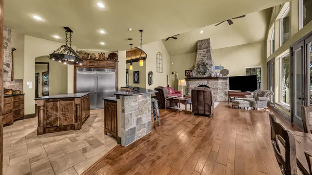 $875,000 | 740 Post Oak Road, Gordon, TX 76453