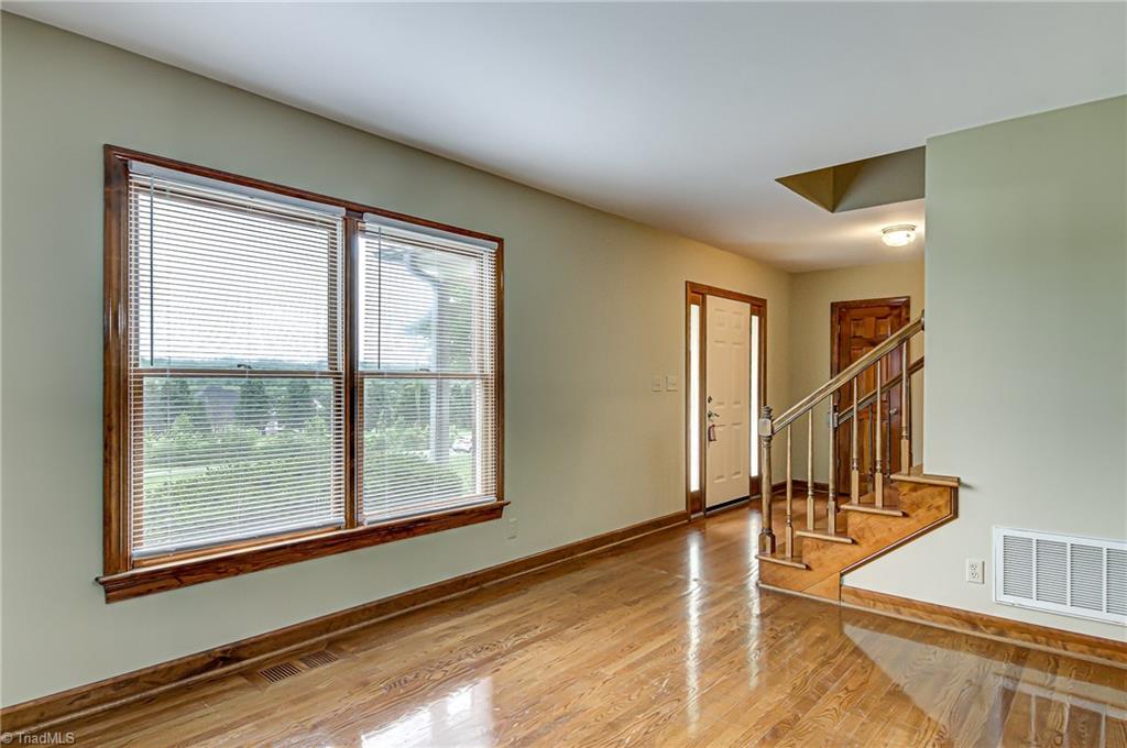 5825 Beaver Hill Lane Oak Ridge, NC 27310 - Photo 8 of 29