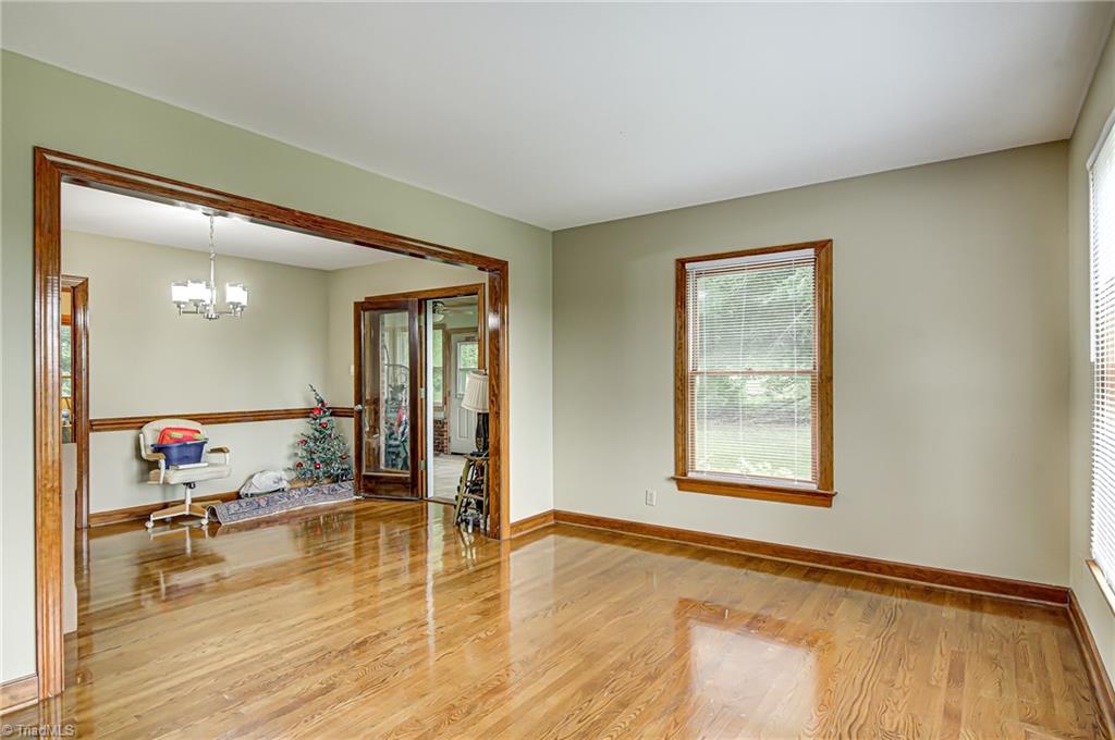 5825 Beaver Hill Lane Oak Ridge, NC 27310 - Photo 9 of 29