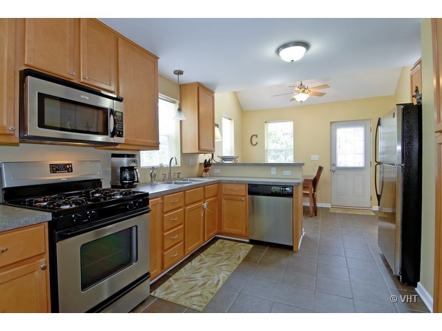 5N631 Hanson Road St. Charles, IL 60175 - Photo 4 of 16