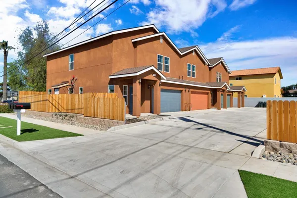$1,170,000 | 5454 West Fairmont Avenue, Fresno, CA 93722