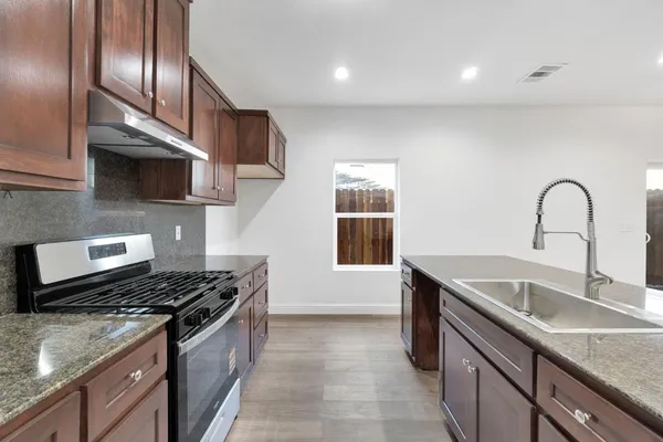 $1,170,000 | 5454 West Fairmont Avenue, Fresno, CA 93722