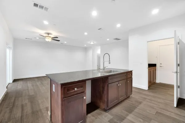 $1,170,000 | 5454 West Fairmont Avenue, Fresno, CA 93722