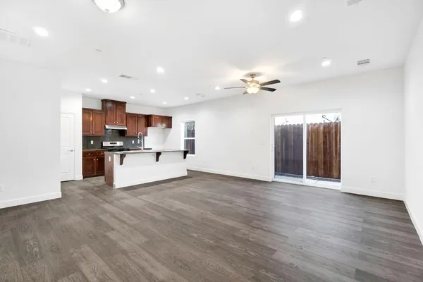 $1,170,000 | 5454 West Fairmont Avenue, Fresno, CA 93722