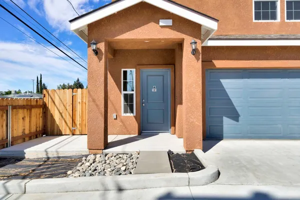 $1,170,000 | 5454 West Fairmont Avenue, Fresno, CA 93722